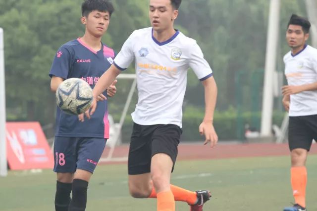 媒体人：王俊杰依然是男篮4号位无代餐 就是今晚手感差点意思